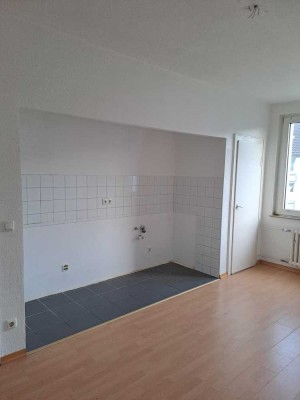 2-Zimmerwohnung mit Wohnküche in Düsseldorf-Rath