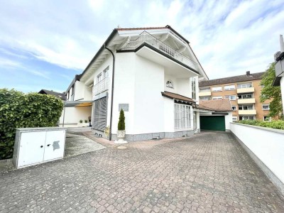Geräumiges, günstiges und neuwertiges 10-Raum-Mehrfamilienhaus mit geh. Innenausstattung