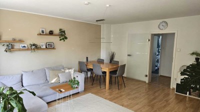 Sonnige 3 – Zimmerwohnung mit Balkon in Uni – Nähe