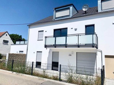 Moderne 2-Zimmerwohnung mit Abstellraum in der Wohnung, großer Süd-Terrasse und Einbauküche