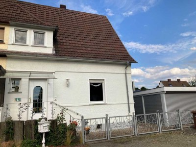 Einfamilienhaus (DHH) mit Wohlfühl-Charakter und schönem Garten in Wetzlar