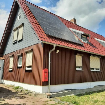 Einfamilienhaus mit Einliegerwohnung
