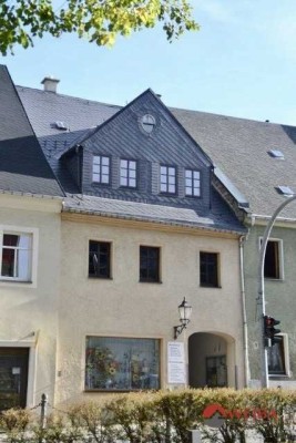 TOP Einfamilienhaus mit Gewerbeeinheit in zentraler Lage - sofort bezugsfrei