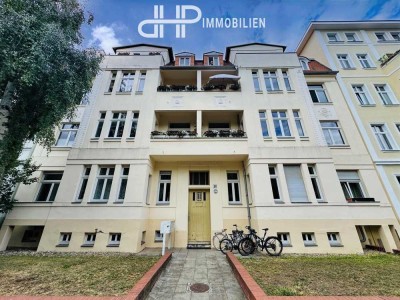 Stadtträume unter dem Dach – Stilvolle Maisonette mit Charme, Licht & Luft in Stadtfeld-Ost
