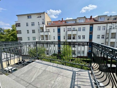 +++Stilvolle 2-Zimmer-Wohnung mit Badewanne und Balkon+++