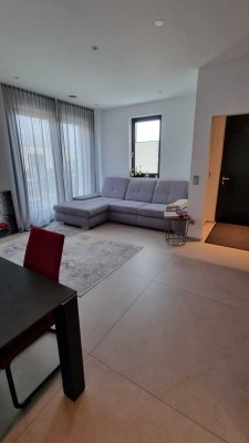 Stilvolle, vollmöblierte 2-Zimmer-Wohnung in Saarbrückens bester Lage