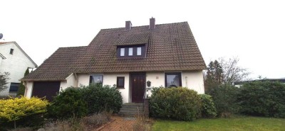 Gepflegtes Familienhaus mit großem Garten in ruhiger Siedlungslage