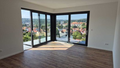 Neubauwohnung mit Charme: Erstbezug mit Blick auf die Bertholdsburg