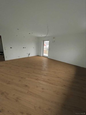 Barrierefreie 2,5-Zimmer Wohnung mit Garten in Pfeffenhausen