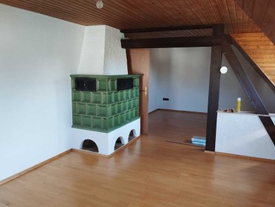 Schöne 4 Zimmer Wohnung mit Balkon in Adelsdorf zur Miete