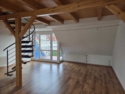 Schöne Dachgeschosswohnung in Strandnähe