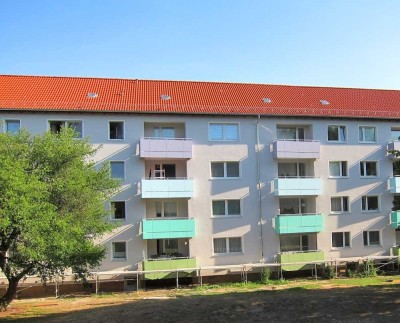 Magdeburgstr. 41, 2 R - Schöne 2-Zimmer Wohnung mit Badewanne - Übernahme der Einbauküche möglich
