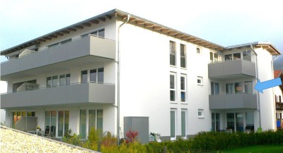 Gepflegte 2 Zi. Wohnung in Mondsee Schlössl zu vermieten - mit Balkon, Tiefgarage - PKW-Stellplatz und Lift