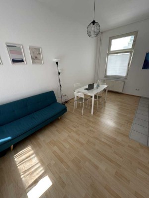 Individuelle, große 1 Zimmer-Wohnung mit Wohn und Schlafbereich in bester City-Lage