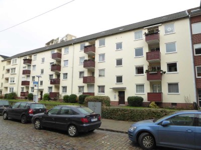 Helle 2-Zimmer Wohnung in Bremerhaven Mitte mit Balkon