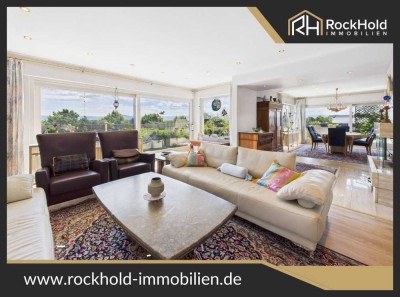 Großzügige Penthouse-Wohnung mit traumhaftem Ausblick!