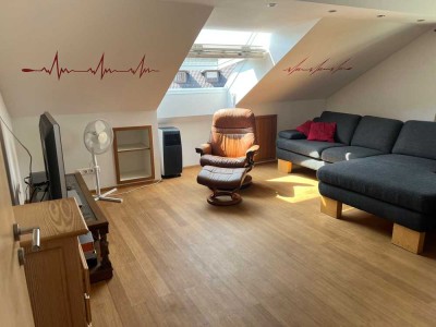 Geschmackvolle 2-Zimmer-DG-Wohnung mit gehobener Innenausstattung in Burghausen