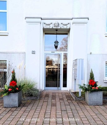 Exklusive 3,5 Raum Wohnung auf höchstem Niveau!