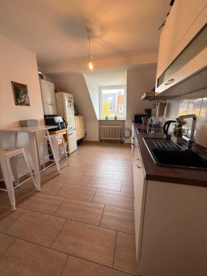 Wohnen auf Zeit: Modern möblierte 3-Zimmer-Wohnung in Düsseldorf-Pempelfort (15.01.–31.07.2026)