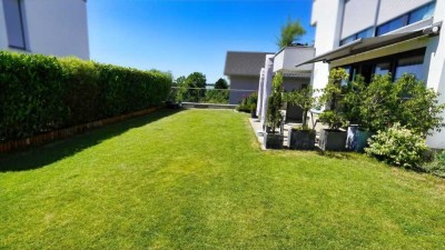 EBENERDIG WOHNEN MIT VIEL KOMFORT UND EIGENEM GARTEN