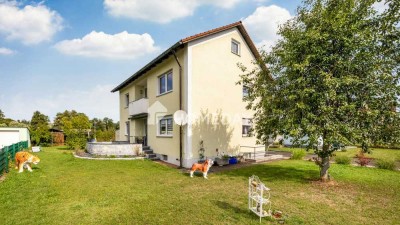 Frei werdendes Zweifamilienhaus ab 01.01.2026 -  Wohnen und Vermieten unter einem Dach