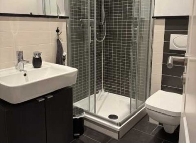 Mit 70% Erneuerbaren Energien + INVESTIEREN Nähe Coppistraße + Fußbodenheizung + Parkett +