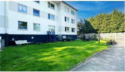 helle 3.5 Zimmer-WE mit Balkon und Garage