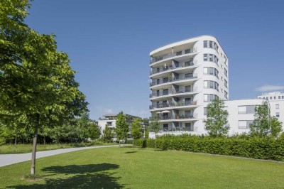 Großzügige, moderne 4-Zimmer-Wohnung mit Dachterrasse, Balkon und Bergblick nähe Hirschgarten