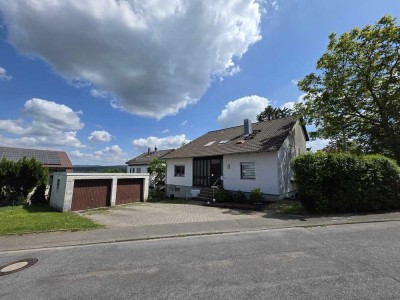 Charmantes Mehrfamilienhaus in zentraler Lage