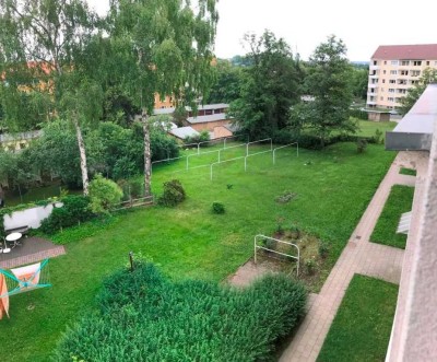 Schöne 4-Raum-Wohnung in grüner Lage mit Balkon