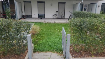 Helle 2-Zimmer-Wohnung mit EBK, Terrasse und Garten in Nürnberg