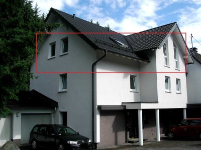 Schöne 2-Zimmer-DG-Wohnung mit gehobener Innenausstattung ab 01.10.25 o.später in Reichshof-Heidberg