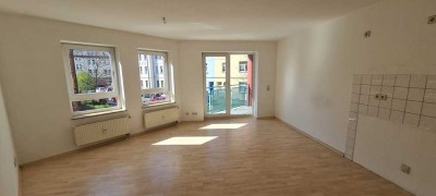 Tolle 2-Raum Wohnung mit Balkon sucht neue Mieter - gut für Senioren geeignet