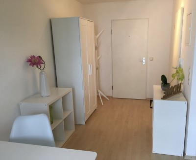 Helle, möblierte 1 Zimmer- Wohnung