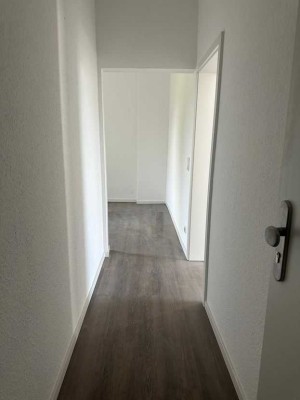 Gemütliche 2,5-Zimmer-Wohnung mit viel Licht und schönem Balkon!