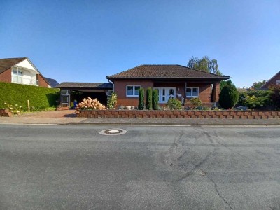 Barrierefreier freistehender Bungalow mit schönem Garten in ruhiger Wohnlage