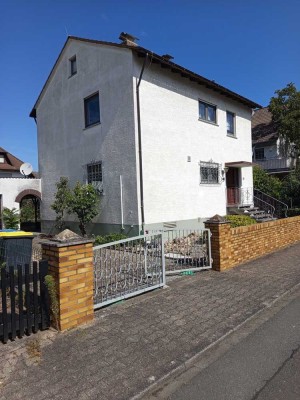 Goddelau - freistehendes Einfamilienhaus mit Garten und Garage