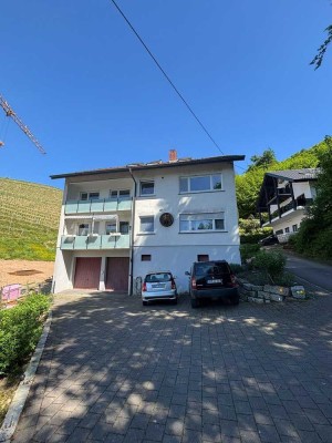 Attraktive Immobilie inmitten der Weinberge von Bottenau