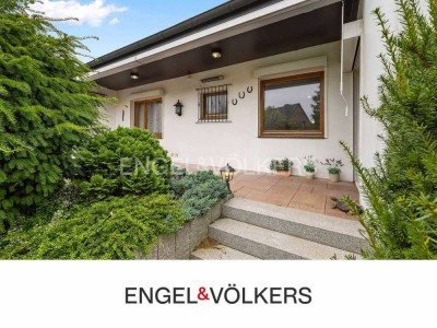 Ihr neues Zuhause: Bungalow mit Wohlfühlgarten und Kamin