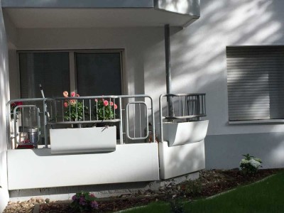 Schöne, geräumige zwei Zimmer Wohnung in Köln, Vingst