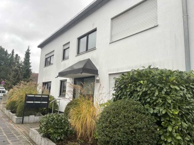 Traumhafte 3-Zi Wohnung mit Balkon und Garage am Luitpoldhain