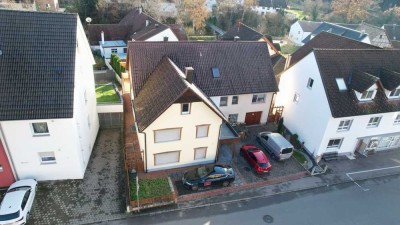 **Charmantes Sanierungsobjekt mit Potenzial in ruhiger Lage – 150m² Wohnfläche zu Top-Preis**