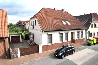 Seltene Gelegenheit: Großzügiges Gartengrundstück in Zentrumsnähe, mit charmantem Altbau