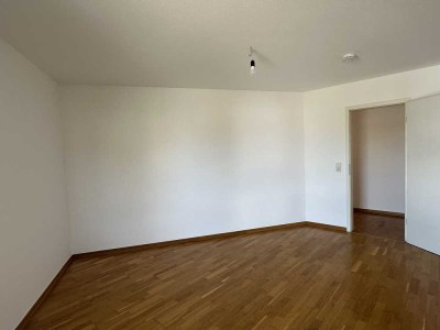 ***Schöne 3-Zimmerwohnung mit Wannenbad und Abstellkammer*** EBK möglich!