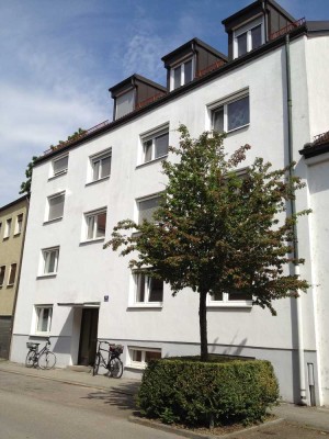 Schöne zwei Zimmer Wohnung in Ingolstadt, Mitte - ruhig