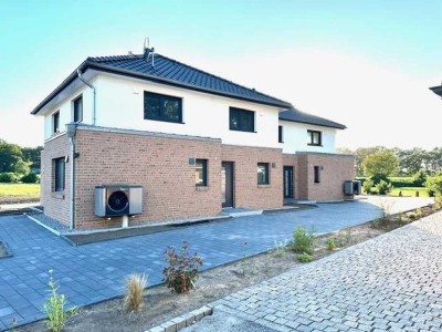 Hochwertige Doppelhaushälfte in 21709 Düdenbüttel bei Stade