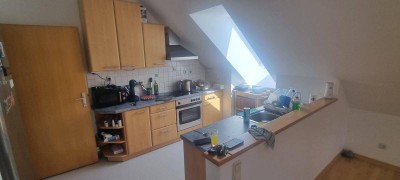 3-Zimmer Dachgeschosswohnung mit Parkplatz