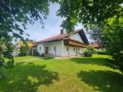 Tolles Wohnhaus mit Traumgarten vor den Toren Passaus. Familienglück oder Kapitalanlage oder beides?