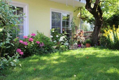 Provisionsfreie, helle 4-Zimmerwohnung mit schönem Garten