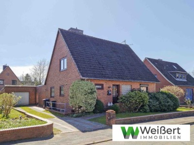 Charmantes Einfamilienhaus mit 640 m² großem Grundstück & 
7 Zimmern in familienfreundlicher Lage v